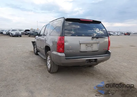 2008 GMC Yukon Sle z USA, uszkodzony, nr VIN 1GKFC13C28R137496